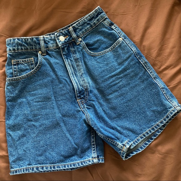 🌱 SOLD 🌱High waisted zara jean shorts - Picture 1 of 3